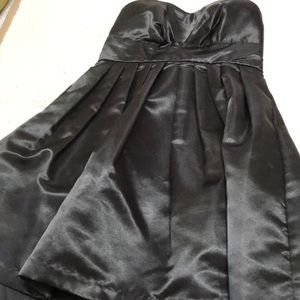 “ Little Black Dress “